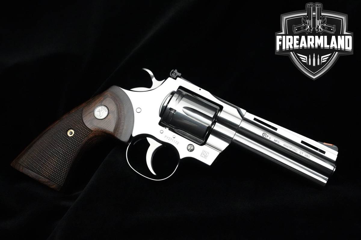 LIKE-NEW Colt Python 357 Magnum 4.25" Stainless Revolver PYTHON DA/SA