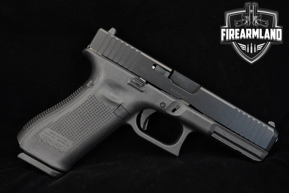 Glock 17 Gen5 9mm 4.5" Glock G17 G-17 Gen-5 +3 MAGS & ORIG CASE