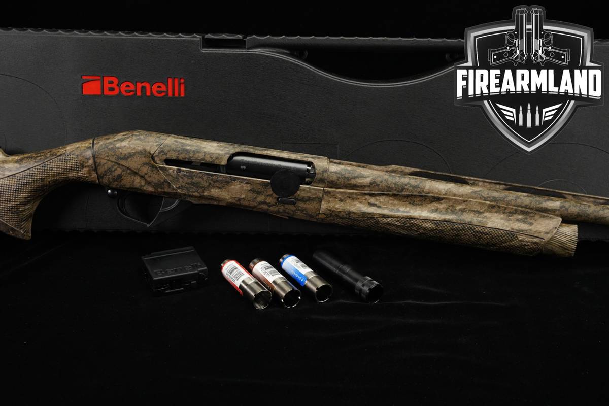 Benelli Super Black Eagle 3 12-Gauge 28 Mossy Oak Bottomland Camo 3.5 SBE