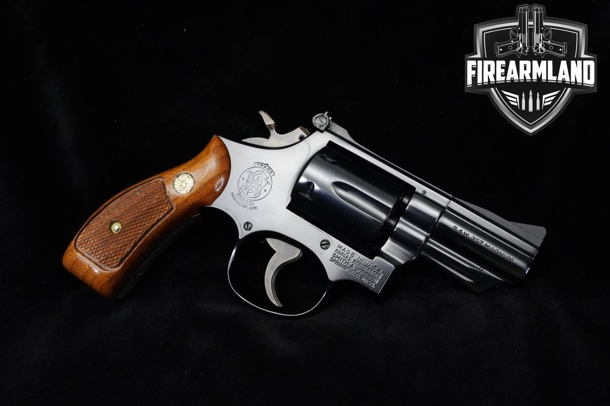 1975 Smith & Wesson (S&W) Model 19-3 Combat Magnum 357 Magnum 2.5" S&W 19-3