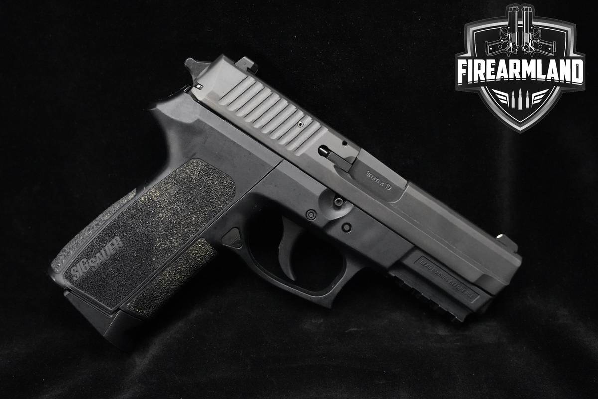 Sig Sauer SP2022 Nitron 9mm Sig-Sauer SP2022-Nitron +2 MAGS & ORIG CASE