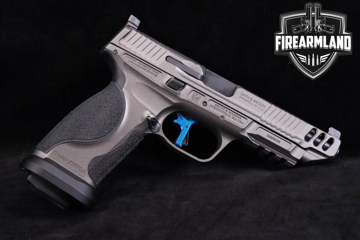 Smith & Wesson M&P9 Metal Competitor PC M2.0 9-mm 5" +4 MAGS & ORIG CASE