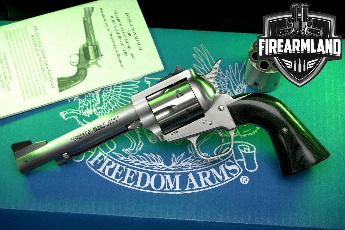 Freedom Arms Model 97 Premier Grade 357-Mag 5.5 +ORIG BOX