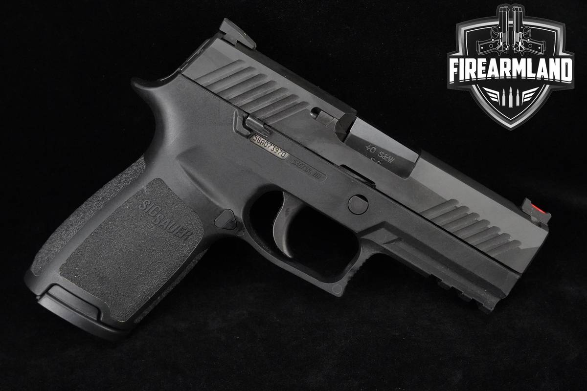 Sig Sauer P320 Compact 40 S&W P320-Compact P-320 +3 MAGS & ORIG CASE