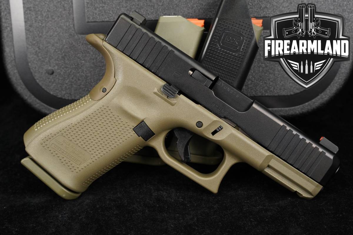 Glock 19 Gen5 G19 Gen 5 9mm 4" Two-Tone Black & Green +3 MAGS & ORIG CASE