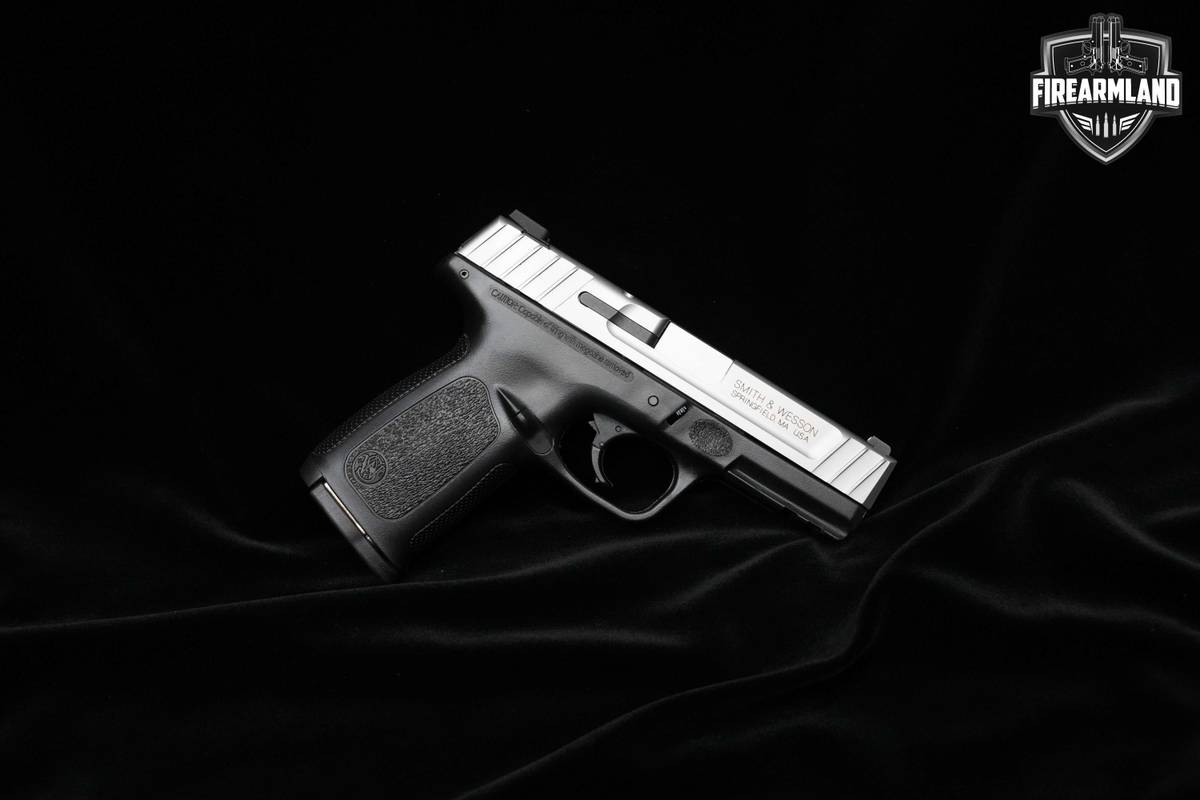Smith & Wesson SD9 VE 9mm Striker Pistol S&W SD9VE SD9 15+1 STAINLESS STEEL
