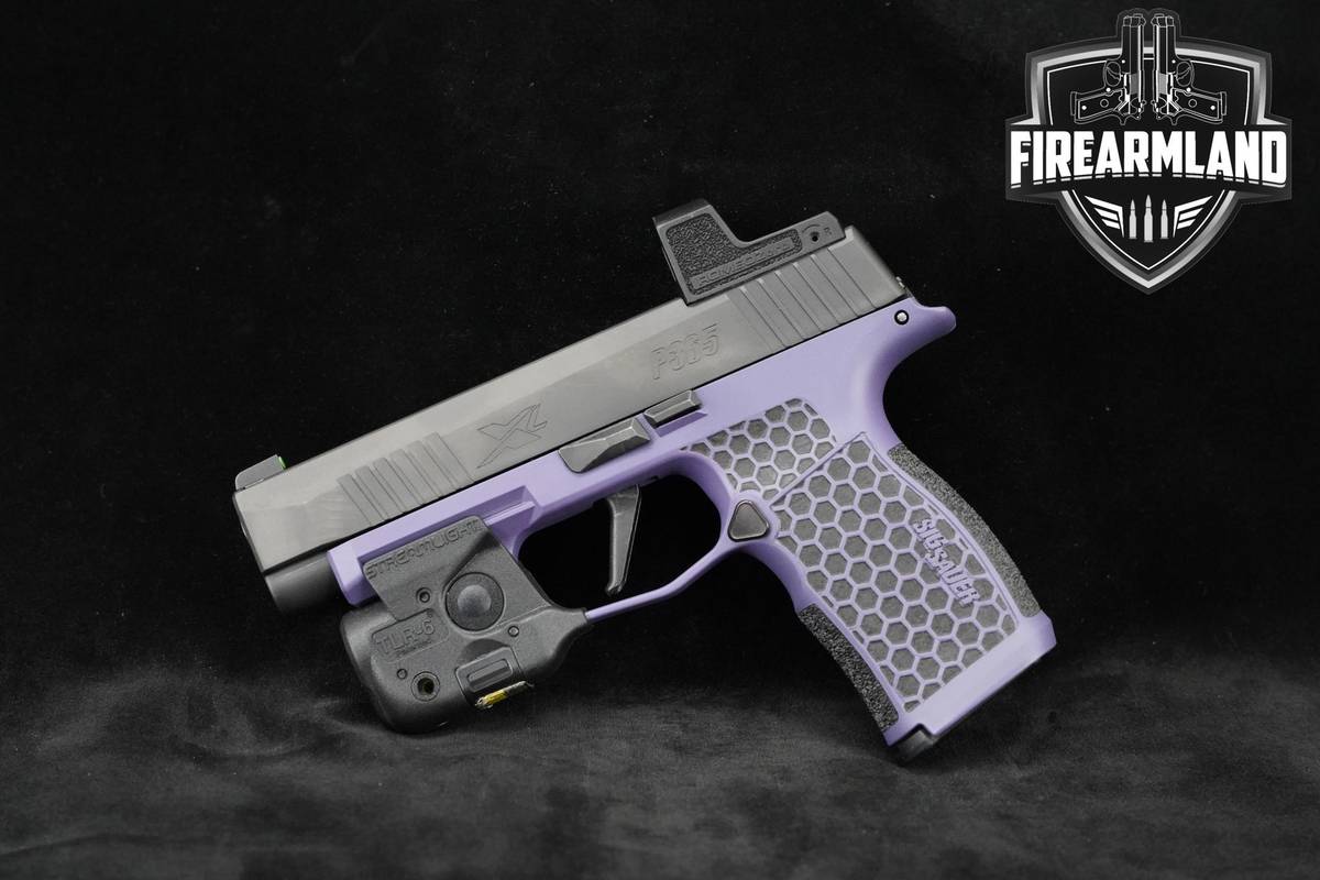 Sig Sauer P365XL 9mm 3.6" two tone P365XL P-365-XL 2MAGS, ORIG CASE & OPTIC