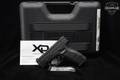 Springfield Armory XD-40 Subcompact .40 S&W Black in Very Good Condition Image 2