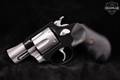 Rossi Model R462 R46202 .357 Mag. two-tone (matte stainless and black/blued) in Very Good Condition Image 3