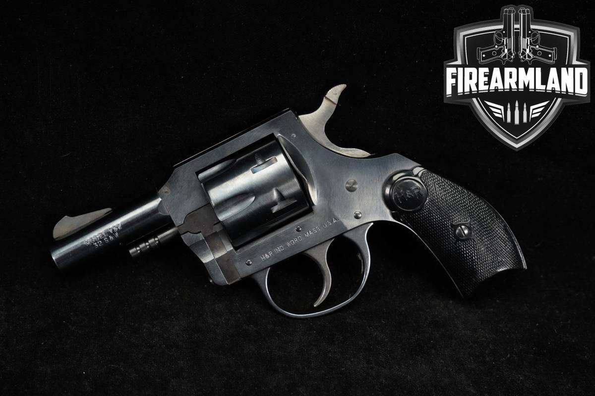 Harrington & Richardson Model 732 Guardsman H&R 32 S&W 2.5" Blued DA/SA