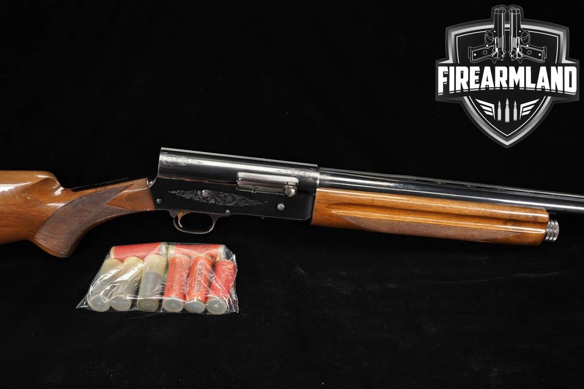 1982 Browning Auto-5 Light Twelve 12-Gauge 26" A5 Five +CHOKES