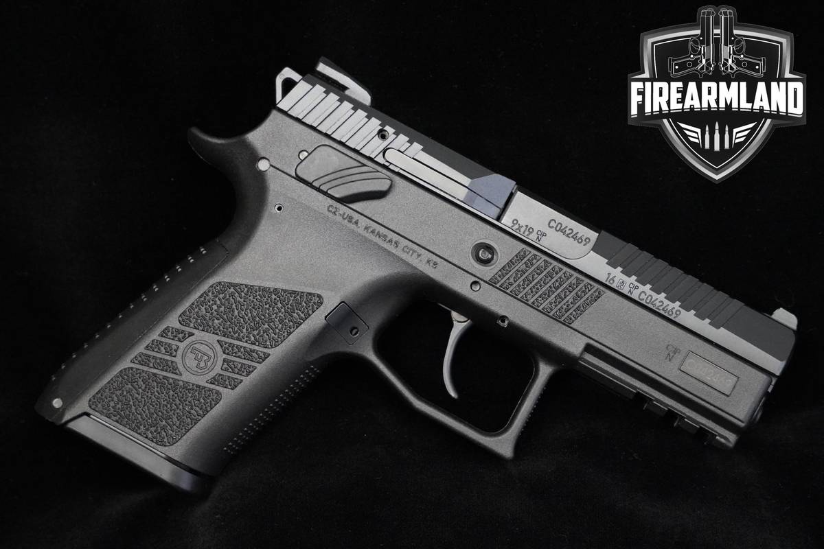 CZ P-07 9mm 3.75" CZ P07 +3 MAGS & ORIG CASE