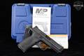 Smith & Wesson (S&W) M&P 40 .40 S&W Black in Very Good Condition Image 2