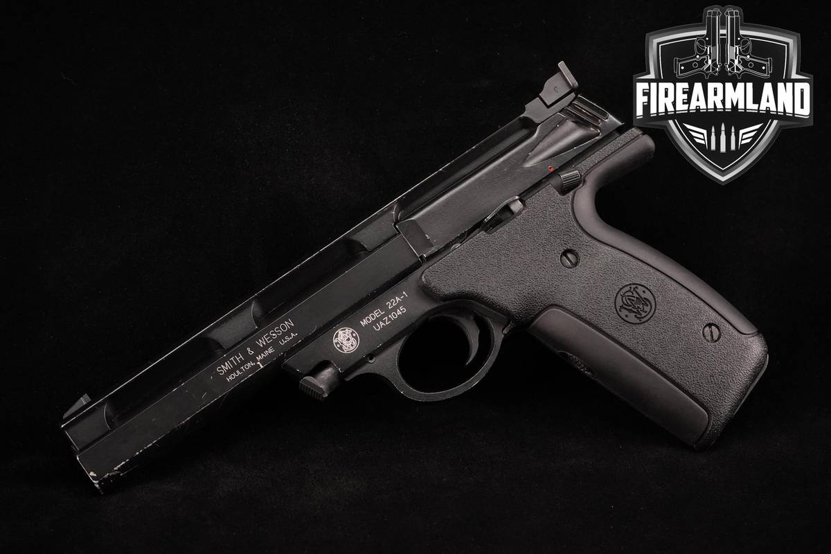 Smith & Wesson (S&W) Model 22A-1 22LR 5.6" S&W 22A-1 22-A1 +4 MAGS