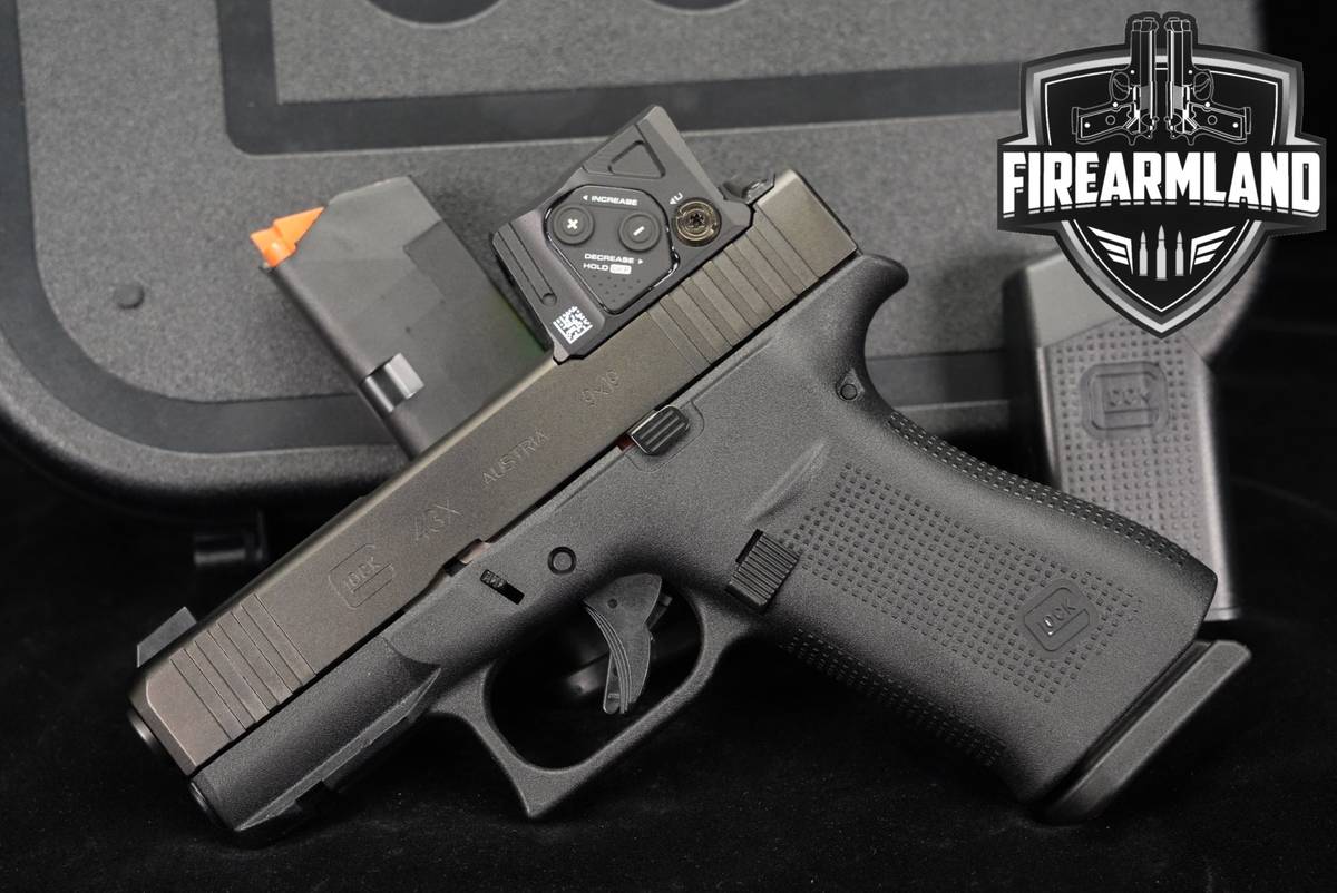 Glock 43X G43X Slimline 9mm 3.41" +2 MAGS, ORIG CASE, AIMPOINT OPTICS