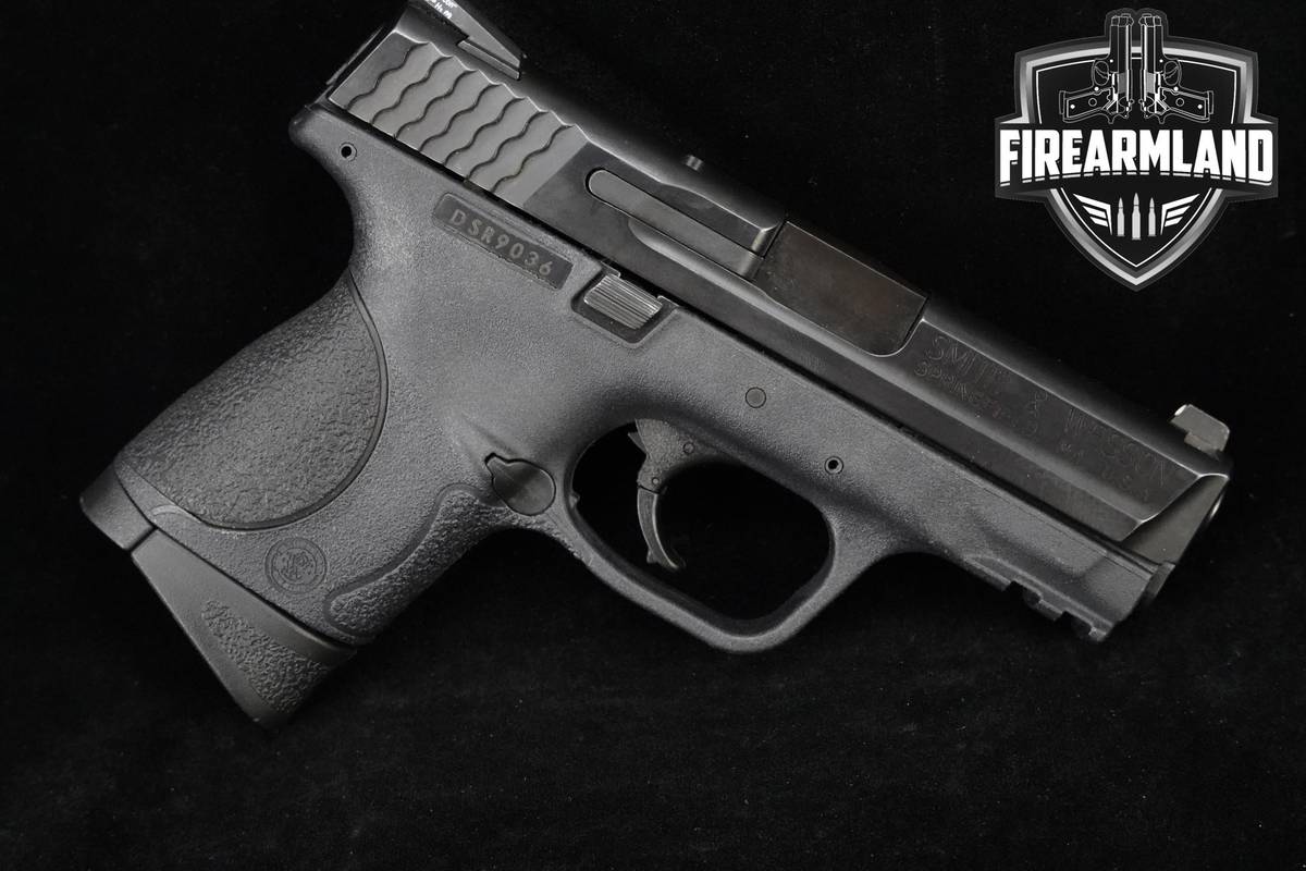 Smith & Wesson (S&W) M&P40C Compact 3.5" BBL 40 S&W M&P-40 +2 MAGS