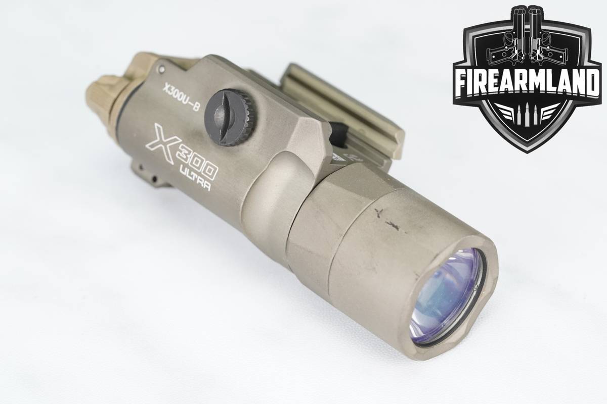 SureFire X300 Ultra 1000 Lumen Weapon Light X-300