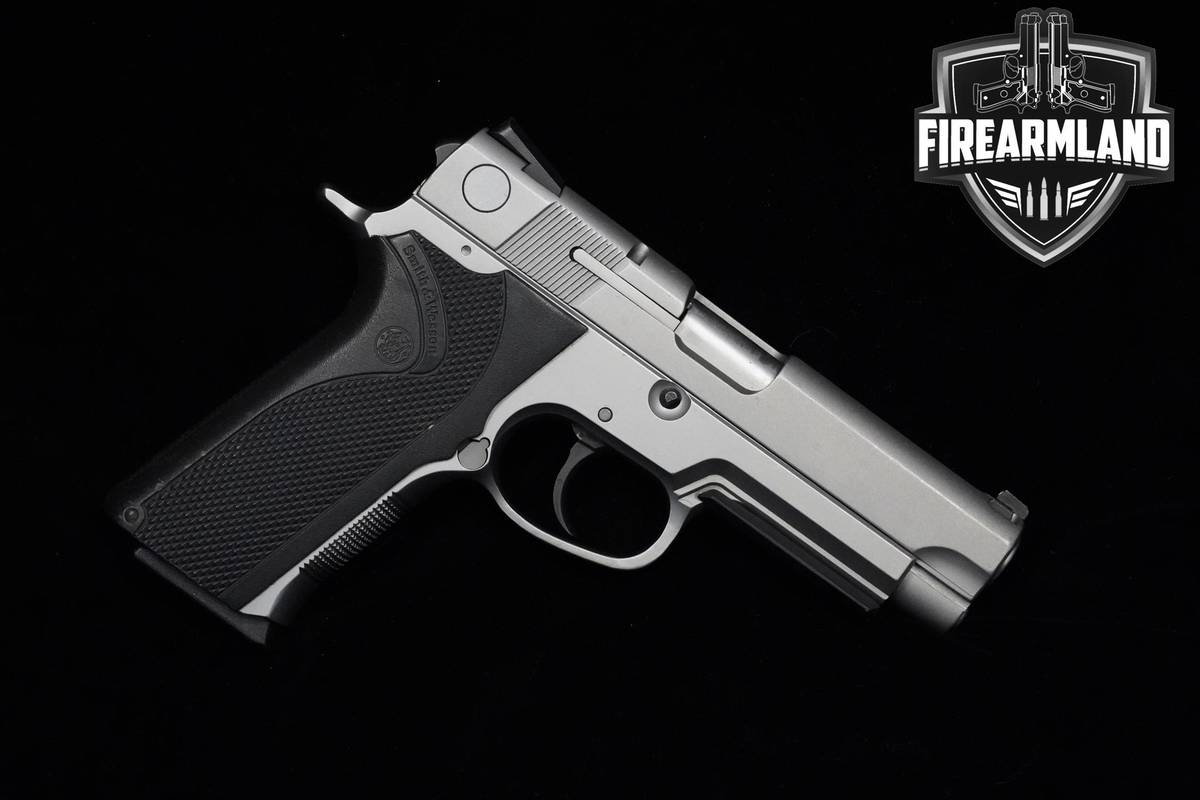 2000 Smith & Wesson (S&W) Model 4046TSW 40 S&W 4" Stainless Steel 4046 TSW
