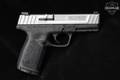 Smith & Wesson (S&W) SD9VE 9mm Luger (9x19 Para) Two-Tone in Excellent Condition Image 3