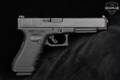 Glock G34 Gen 3 9mm Luger Black in Excellent Condition Image 5