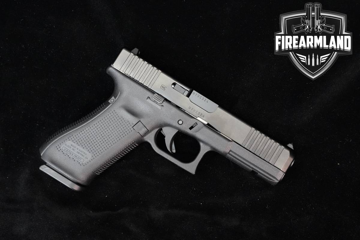 Glock 17 Gen5 9mm 4.49" Glock G17 Gen-5 +3 MAGS & ORIG CASE