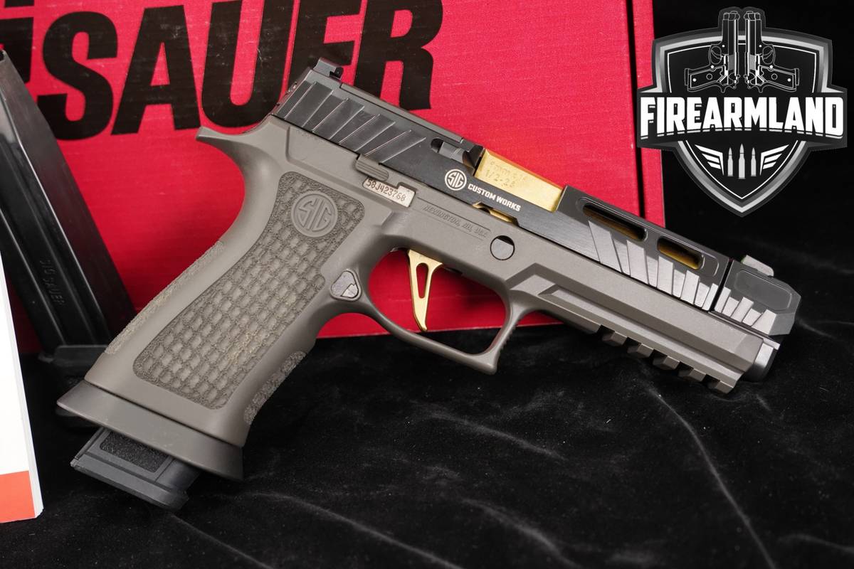 Sig Sauer P320 Spectre COMP Custom Works OR 9mm P 320 +2 MAGS & ORIG BOX
