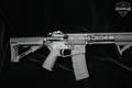 Knight's Armament (KAC) SR-15 E3 Mod 0 5.56mm NATO Type III Hard Coat Anodized in Very Good Condition Image 3