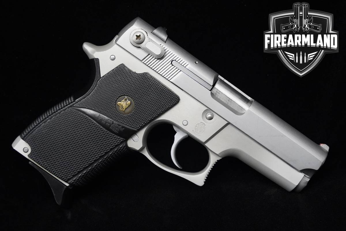 1987 Smith & Wesson (S&W) Model 669 9mm 3.5" Stainless S&W 669 DA/SA