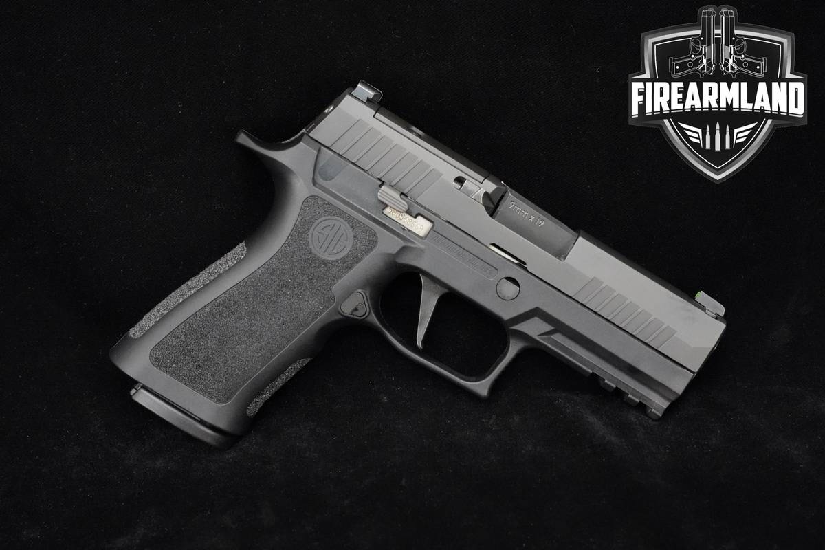 Sig Sauer P320 Carry Pro 9mm 3.9" Sig-Sauer P320 Carry-Pro X-Carry+3 MAGS