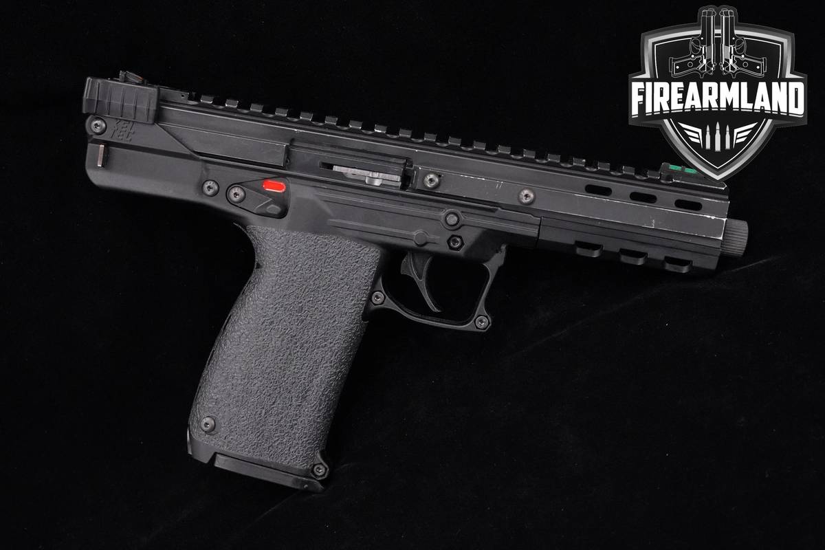Kel-Tec CP33 22LR KelTec CP-33 +2 MAGS & ORIG BOX