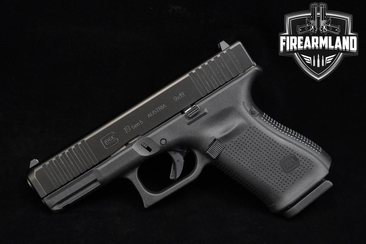 Glock 19 G19 Gen5 Compact 9mm 4.02" Glock-19 G-19 Gen-5 +4 MAGS & ORIG CASE