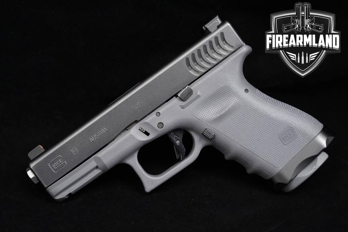 Glock 19 Vickers Tactical RTF2 W/ Gills 9mm 4" Two-Tone Glock-19 +ORIG CASE