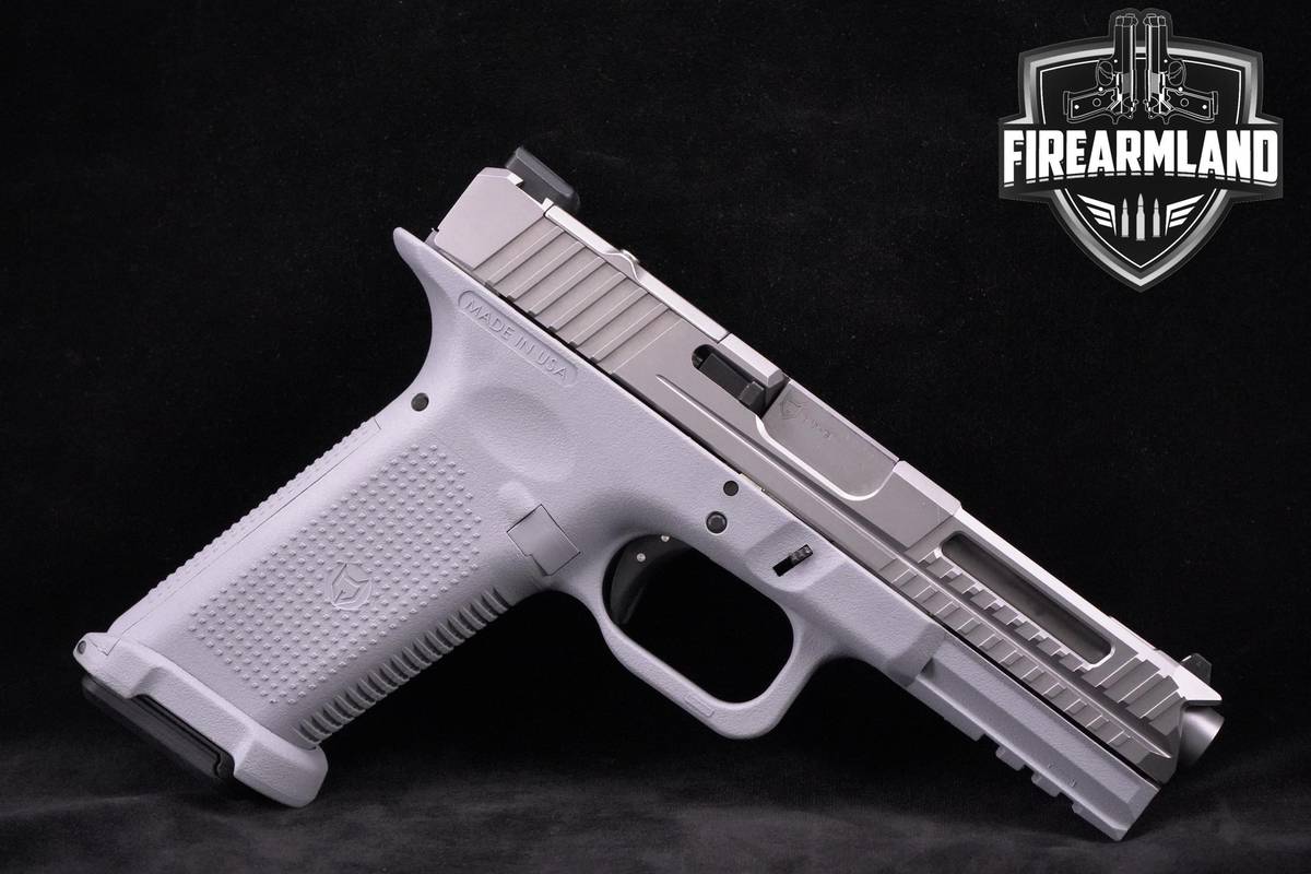 Lone Wolf LTD17 V2 RMR 9mm 4.4" Stainless Steel Lone LTD17 Wolf +ORIG CASE