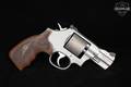 Smith & Wesson (S&W) Model 986 Performance Center 9mm Luger Stainless in Very Good Condition Image 3