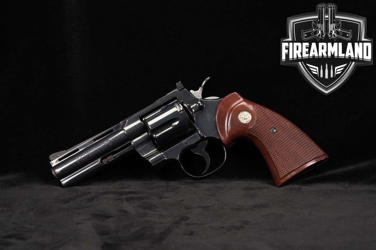 VINTAGE! 1972 Colt Python 357 Magnum 4" Blued VENT RIB DA/SA