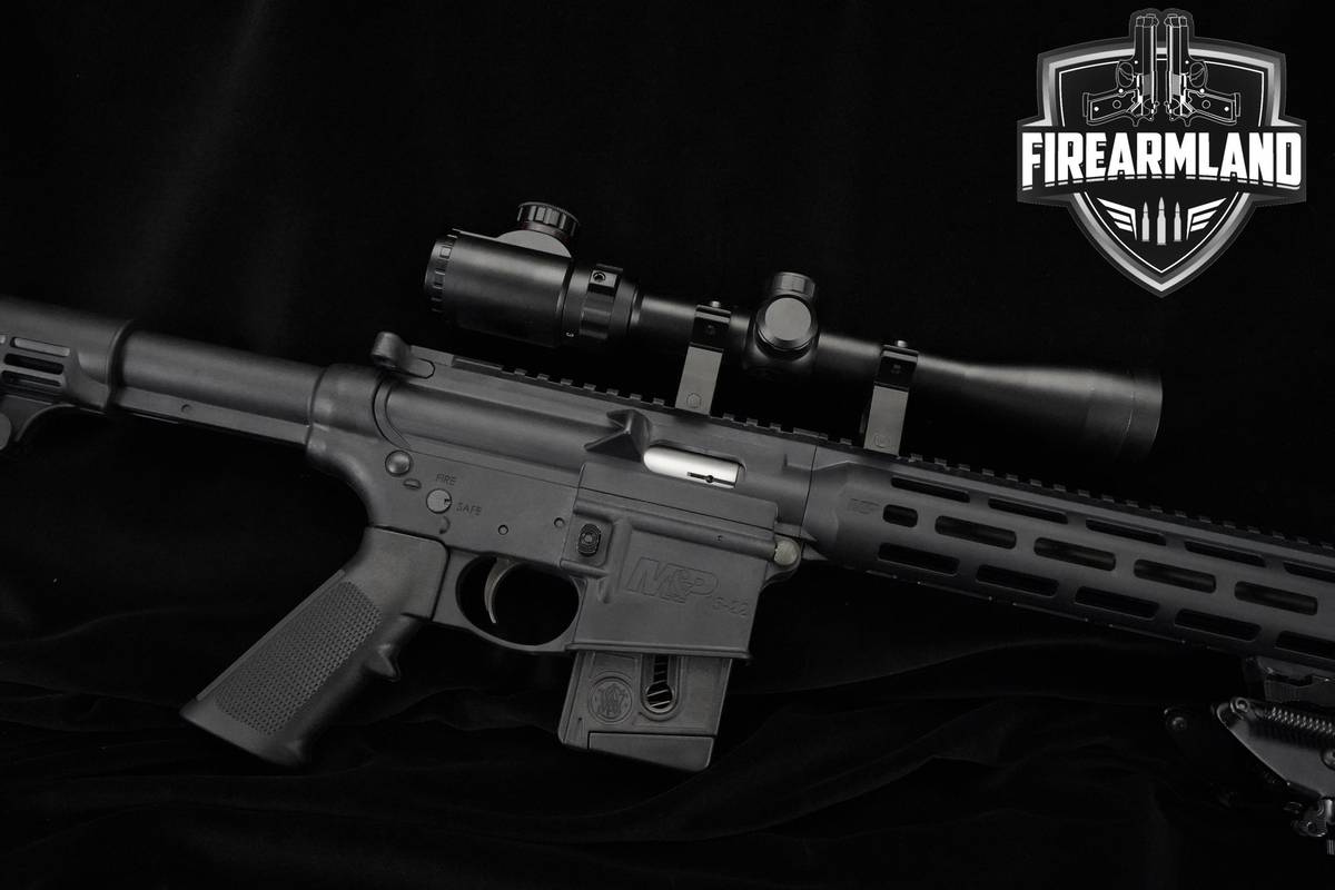 Smith & Wesson (S&W) M&P 15-22 Sport 22LR AR-15 AR15 AR S&W +4 MAGS & OPTIC
