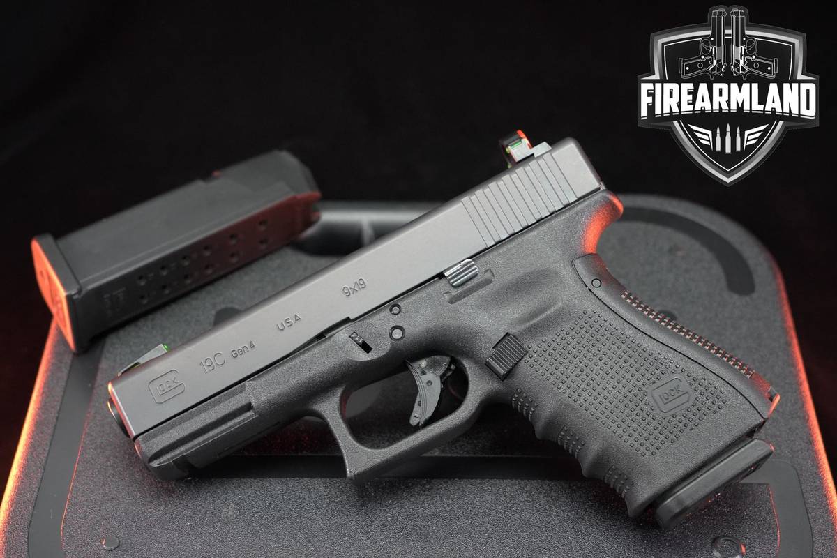 Glock G19C Gen4 9mm 4.02" G19 C G 19 Gen 4 +3 MAGS & ORIG CASE