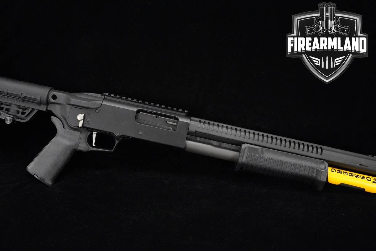 Mossberg Model 590R Stand-Off 12-Gauge 18.5" Mossberg 590R 590-R +ORIG BOX