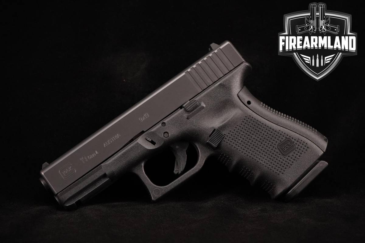 Glock 19 Gen4 9mm 4.02" G19 Gen 4 +3 MAGS & ORIG CASE