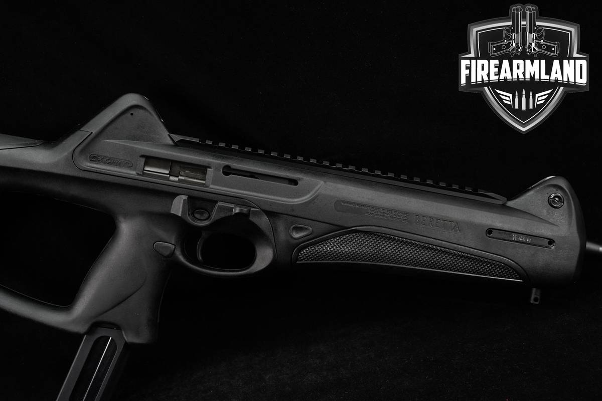 Beretta Cx4 Storm 9mm 16.6 +3 MAGS & ORIG CASE