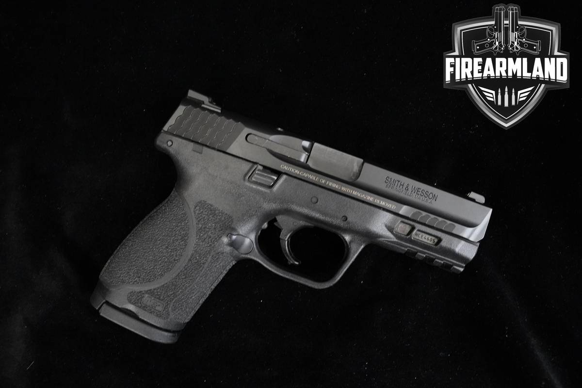 Smith & Wesson (S&W) M&P9 M2.0 9mm 4" S&W M&P9 M&P-9 +4 MAGS & ORIG CASE