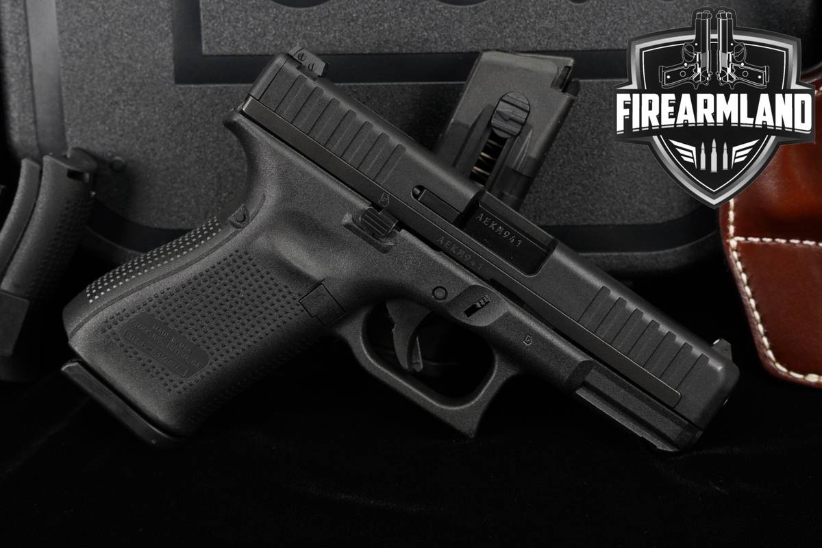 Glock 44 G44 22LR 4.02" +2 MAGS & ORIG CASE
