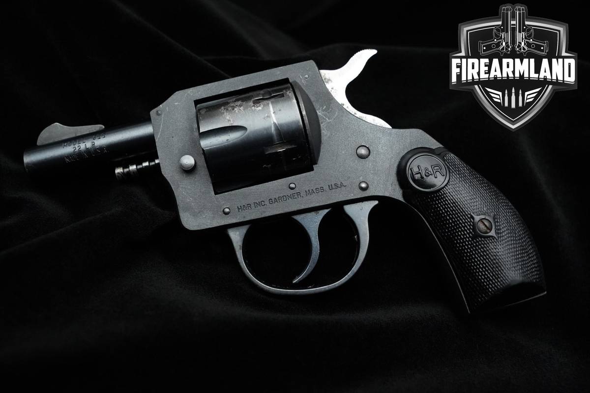 1981 Harrington & Richardson (H&R) Model 622 22LR 2.5" Blued 622 H&R DA/SA