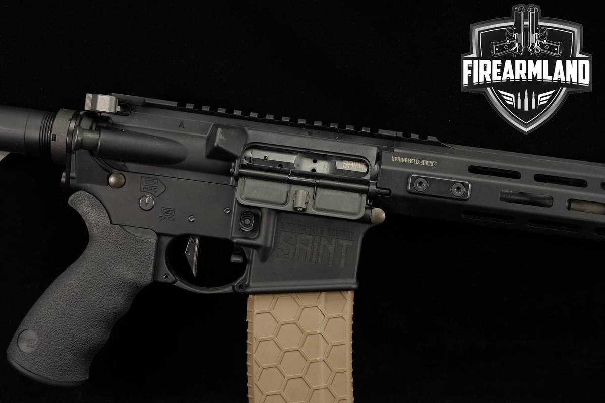 Springfield Armory SAINT Victor 5.56 AR-15 Pistol 5.56NATO AR15 7.5" M-LOK
