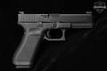 Glock 17 Gen5 9mm Luger (9x19 Para) Black in Excellent Condition Image 3