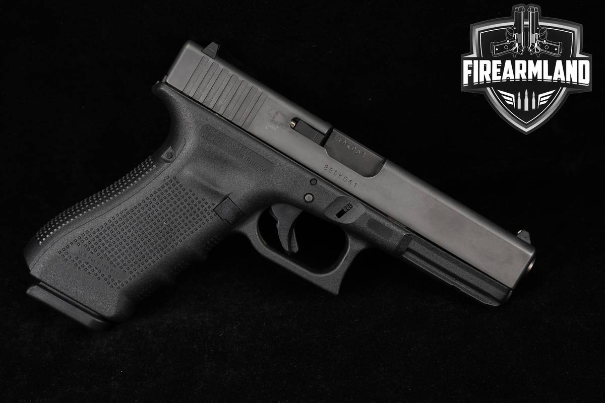 Glock 17 Gen4 9mm 4.49" G17 Gen 4 Defense Pistol +3 MAGS & ORIG CASE