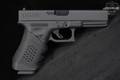 2009 Glock 17 Gen3 RTF2 (fish-gill serrations) 9mm Luger Black in Excellent Condition Image 4