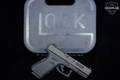 Glock 19 Gen3 9mm Luger Two-Tone in Good Condition Image 2
