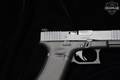 Glock 17 Gen5 9mm Luger nDLC in Excellent Condition Image 4