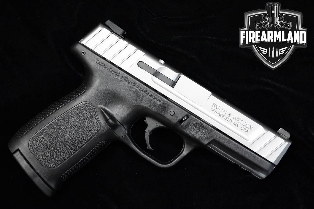 Smith & Wesson (S&W) SD9VE S&W 9mm 4" TWO-TONE S&W +3 MAGS